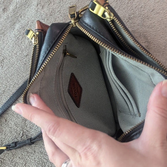 Fossil Cross Body Purse in Brown and Black - Picture 9 of 12